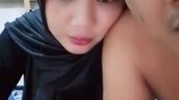 Hijab Lugu Diajarin Ngewe Sama Pacar Biar Memek Lebar (2)