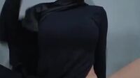 Gina Tiktok Hijab Kacamata Pakai Baju Hitam Ketat (1)