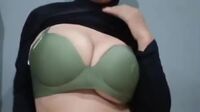 Gina Tiktok Hijab Kacamata Pakai Baju Hitam Colmek Vibrator