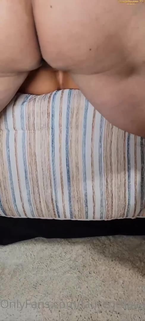 OnlyFans LaurenTheGAQueen OnlyFans Southern Mom Raw Anal Sex FULL HD