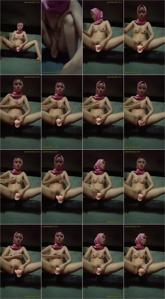 hijab jilbab ukhty merangsang diri sendiri (13)