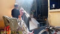 Ajak Sepupu Main Di Belakang Rumah - Hijab