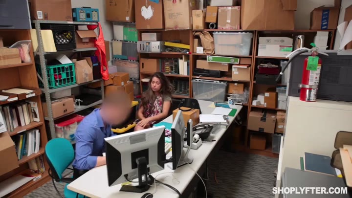 Shoplyfter Shane Blair