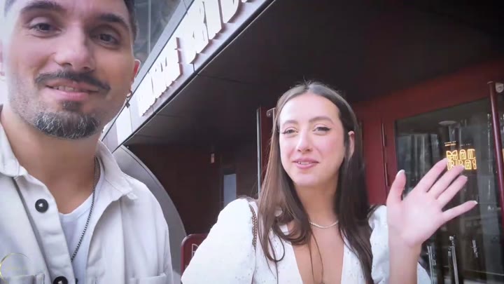 Hello Limoon Beautiful French Girl Submits Herself To A Naughty Tour Guide