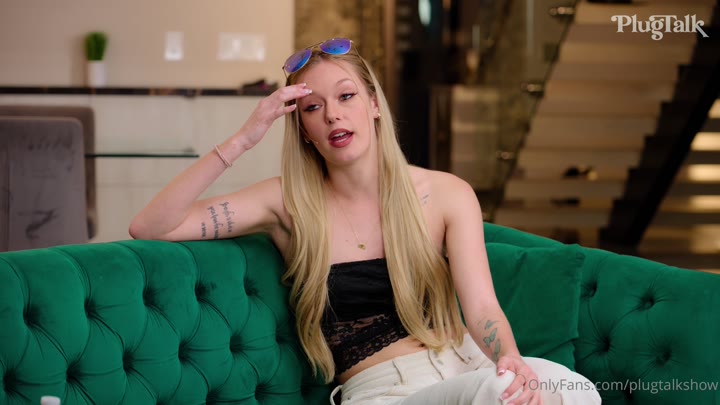 Brooklynn And Lena The Plug - Threesome From PlugTalk